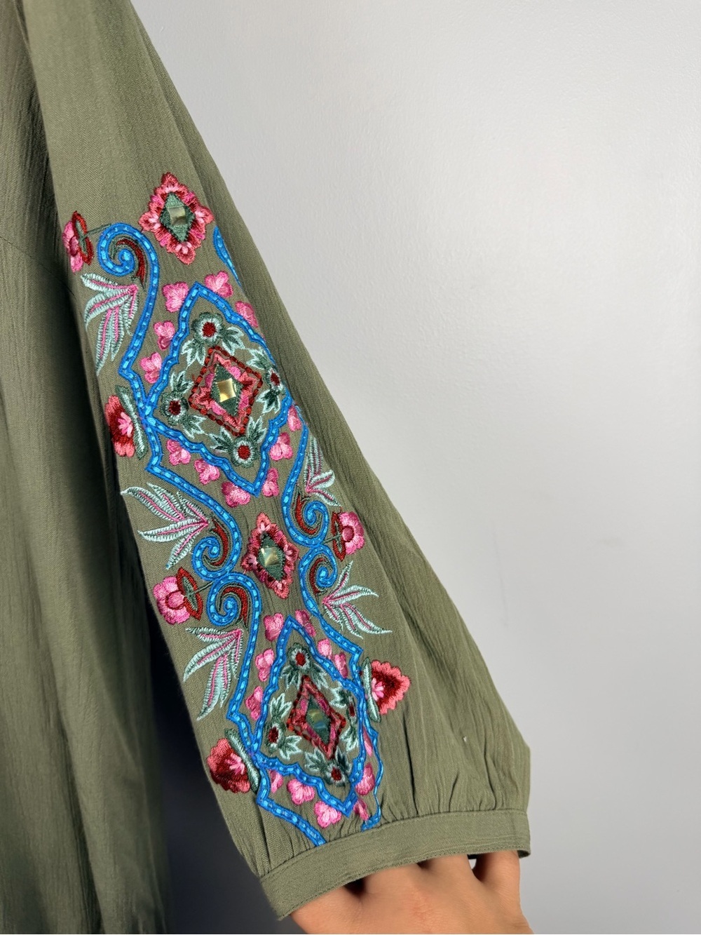 Soft Surroundings Green Embroidered tassel maxi dress size medium - Picture 4 of 8